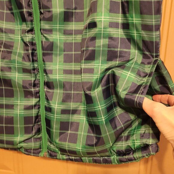 Merona Women's Size Medium Reversible Puffer Vest Green Blue Plaid Holiday Zip - Picture 6 of 9